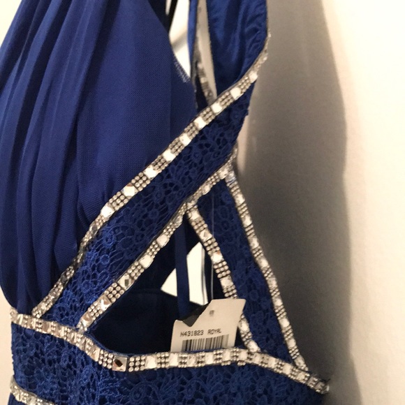 Formal blue dress - Picture 7 of 7